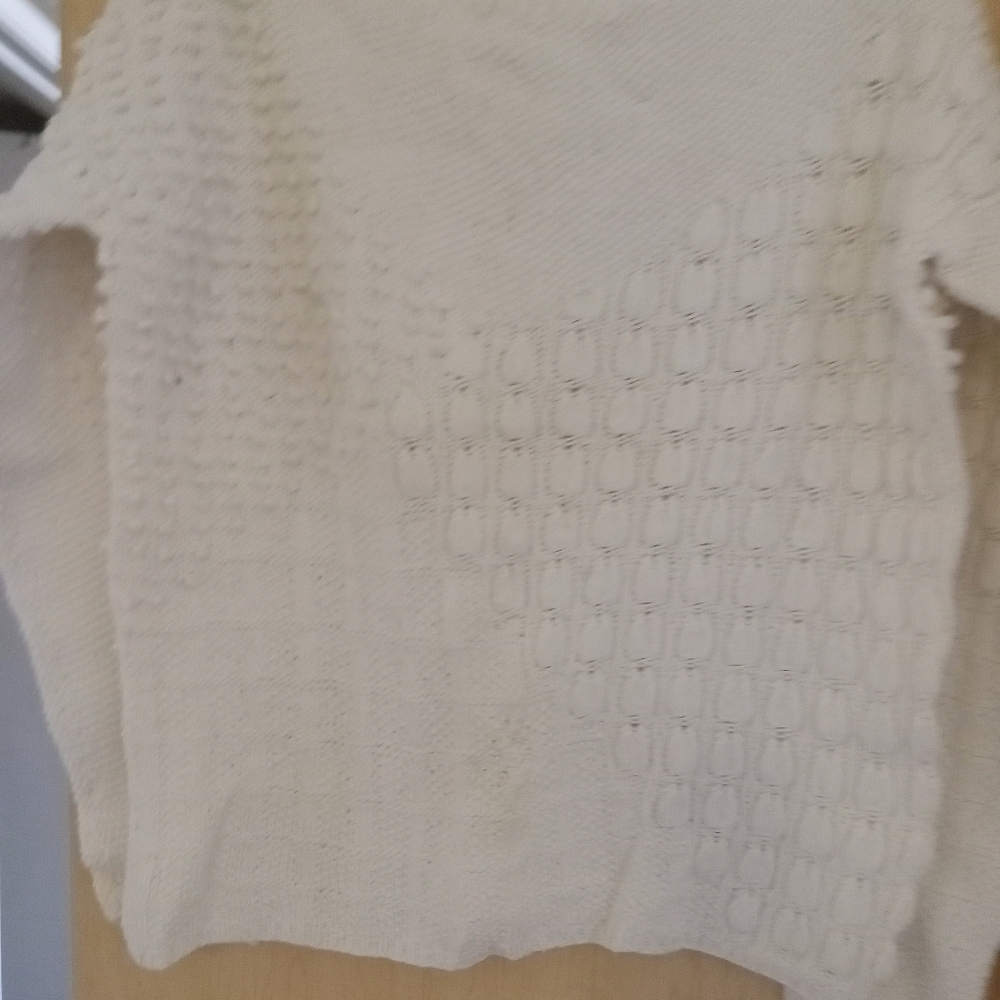 Elegant Cream Women's Sweater - Crew Neck